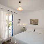 Yalos Mykonos Ornos Pouli Private W Shared Swimming Pool Apartament