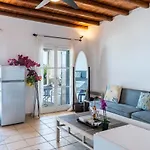 Daire Yalos Mykonos Ornos Pouli Private W Shared Swimming Pool Mykonos Town